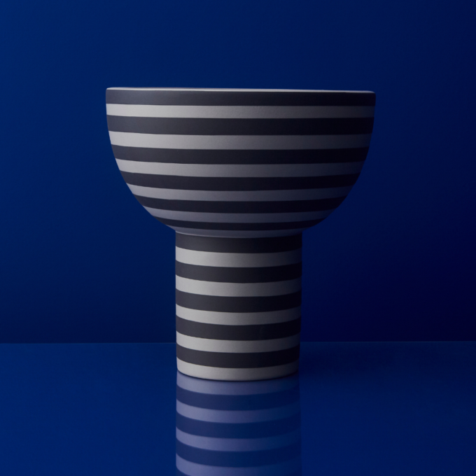 VARIA Sculptural Vase