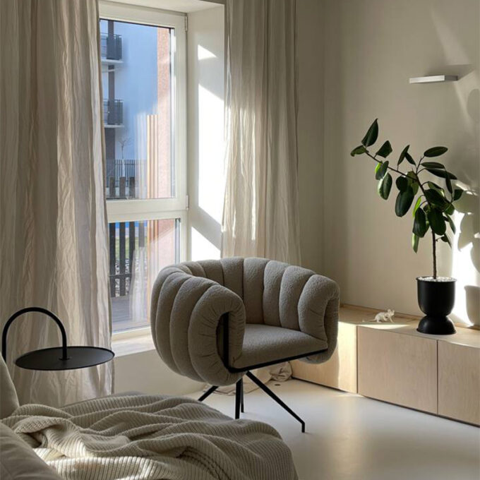 HARBUZ Turn Armchair